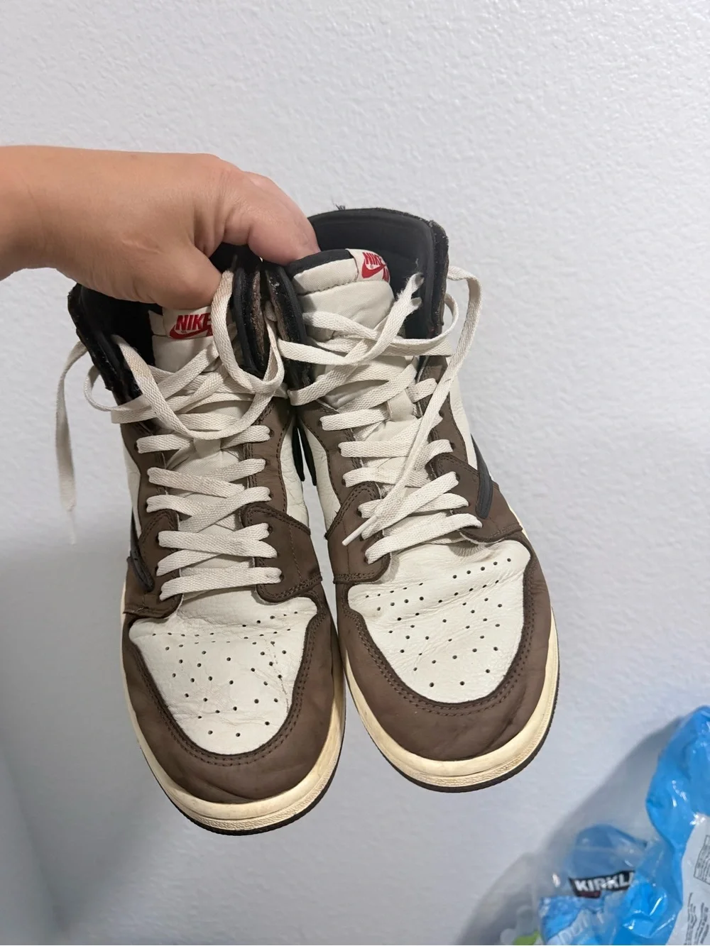 Air Jordan 1 High Travis Scott